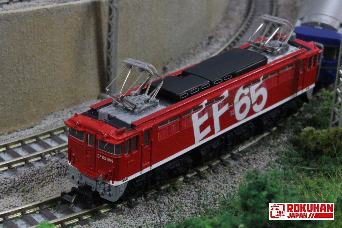 T035-2 EF65形電気機関車1000番代 1019号機 レインボー塗装